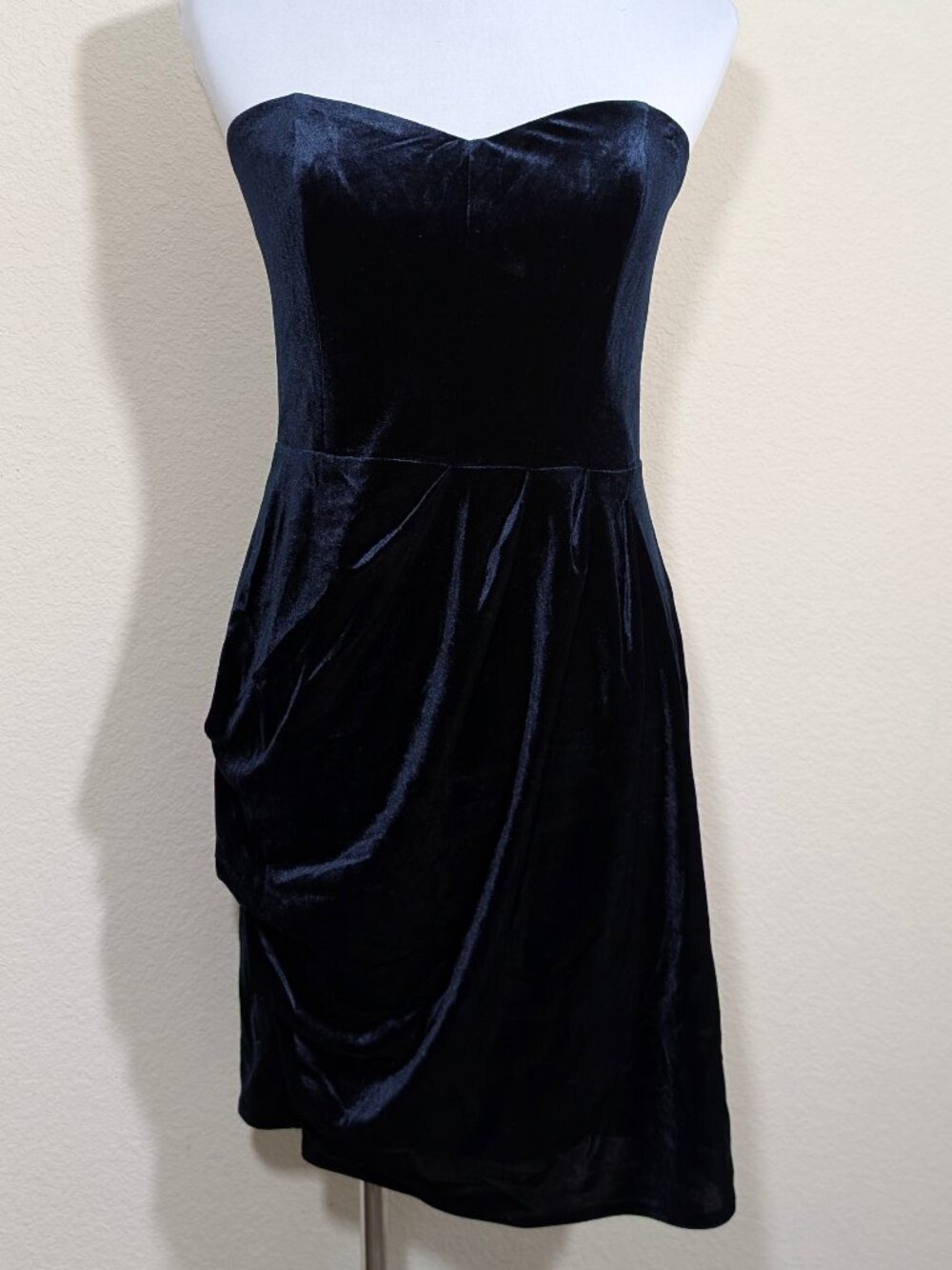 NWT Limited Velvet Strapless Dress